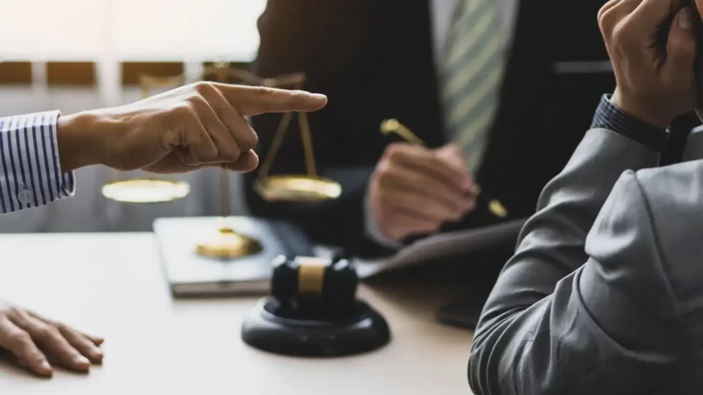 مشاوره و رسیدگی به اختلافات اداره کار